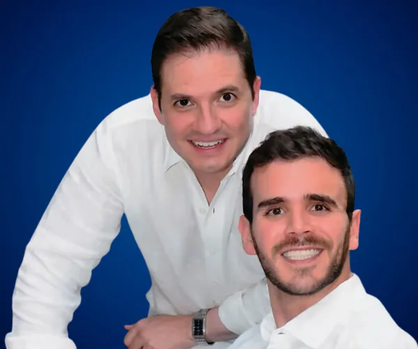 Kike y Gino — Conferencista de Diversidad, Equidad e Inclusión
